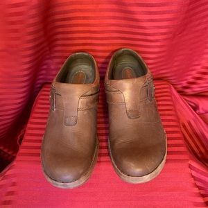 Merrell Brown Leather Slip On Mules Clogs Size 9